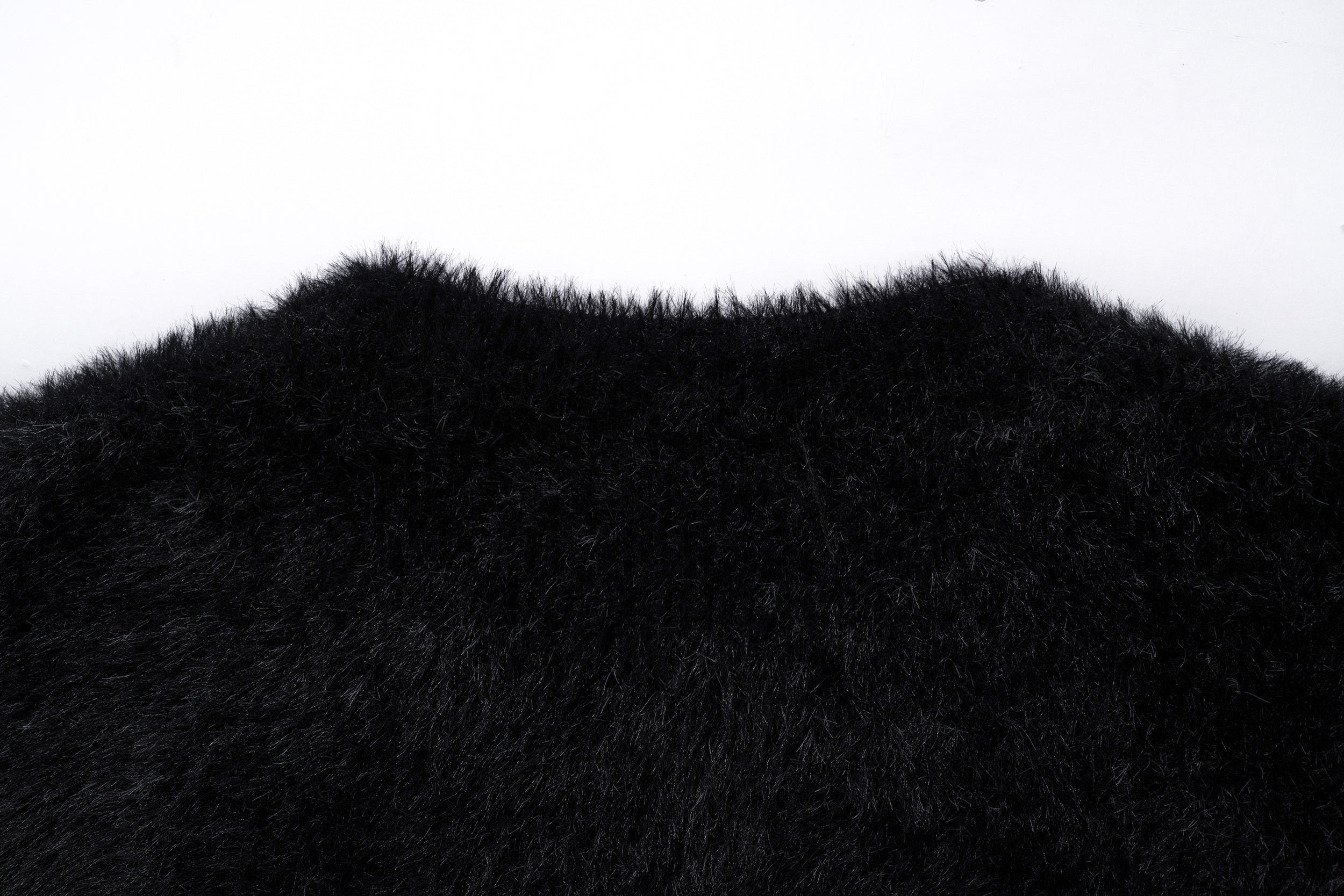 Omirad Fluffy Crest Knit Sweater