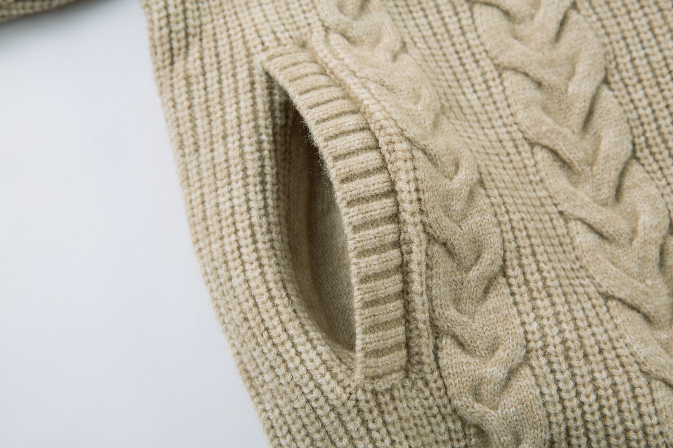 Omirad Cable Knit Zip-Up Sweater Jacket