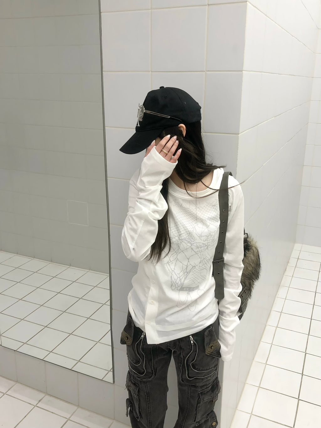 Omirad Graphic Long Sleeve Tee