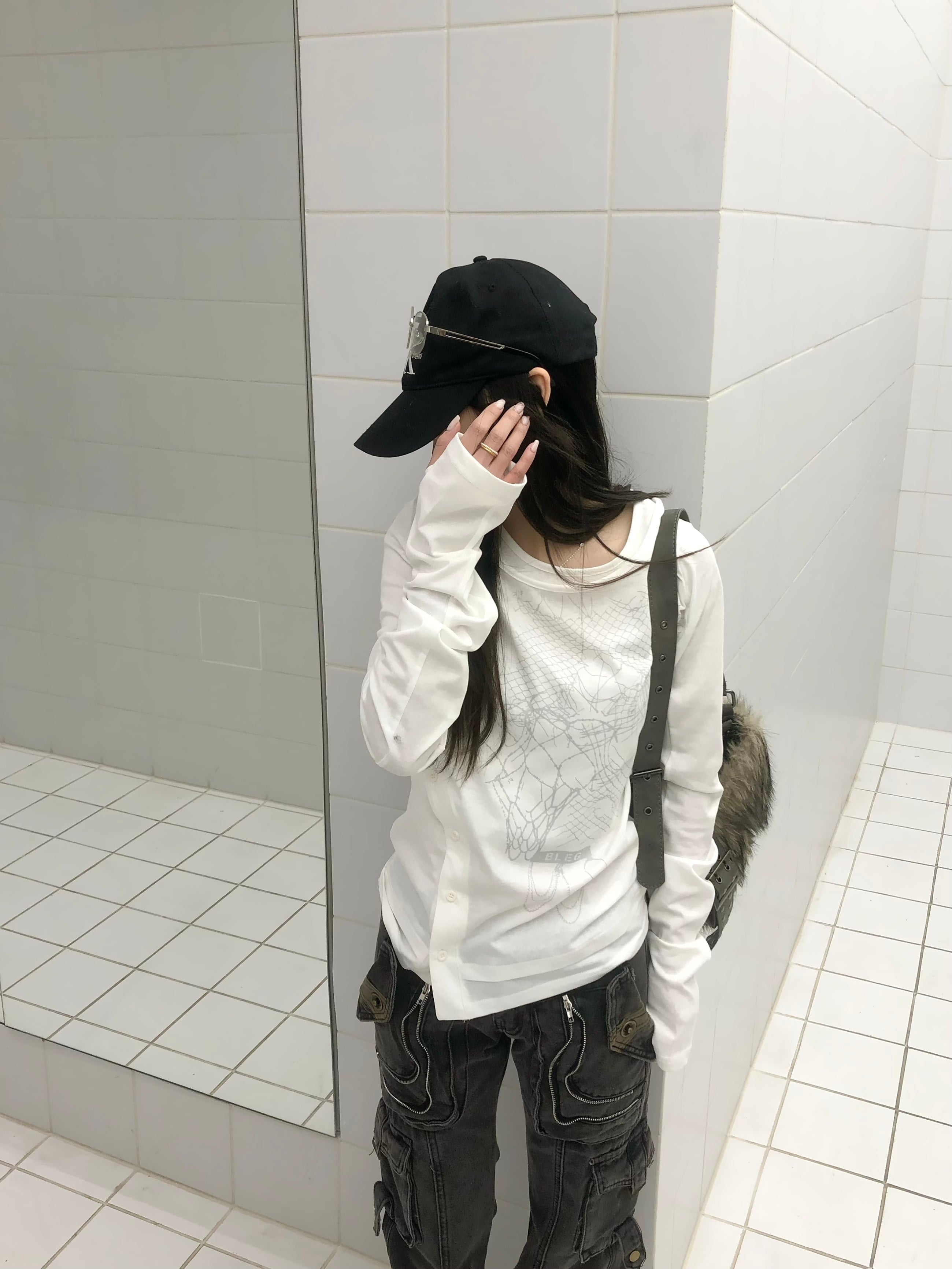 Omirad Graphic Long Sleeve Tee