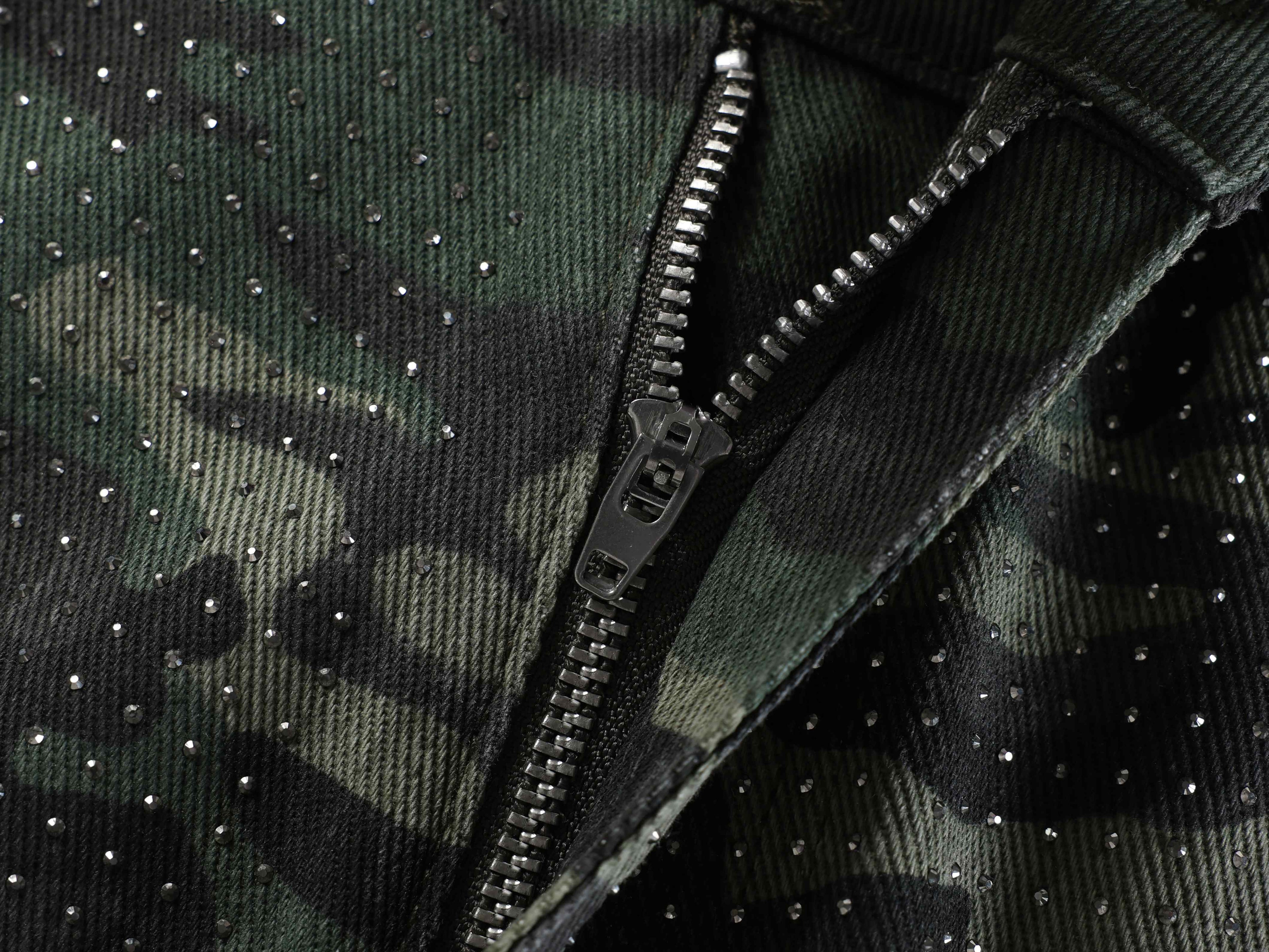 Omirad Camouflage Wide-Leg Jeans