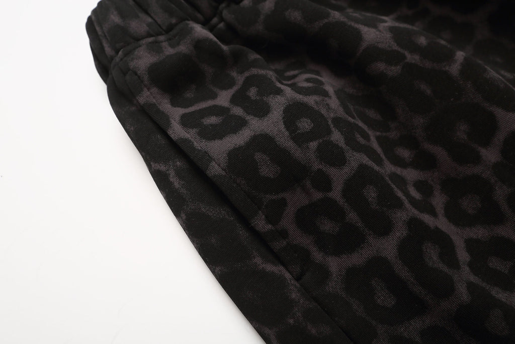 Omirad Leopard Print Loose Shorts