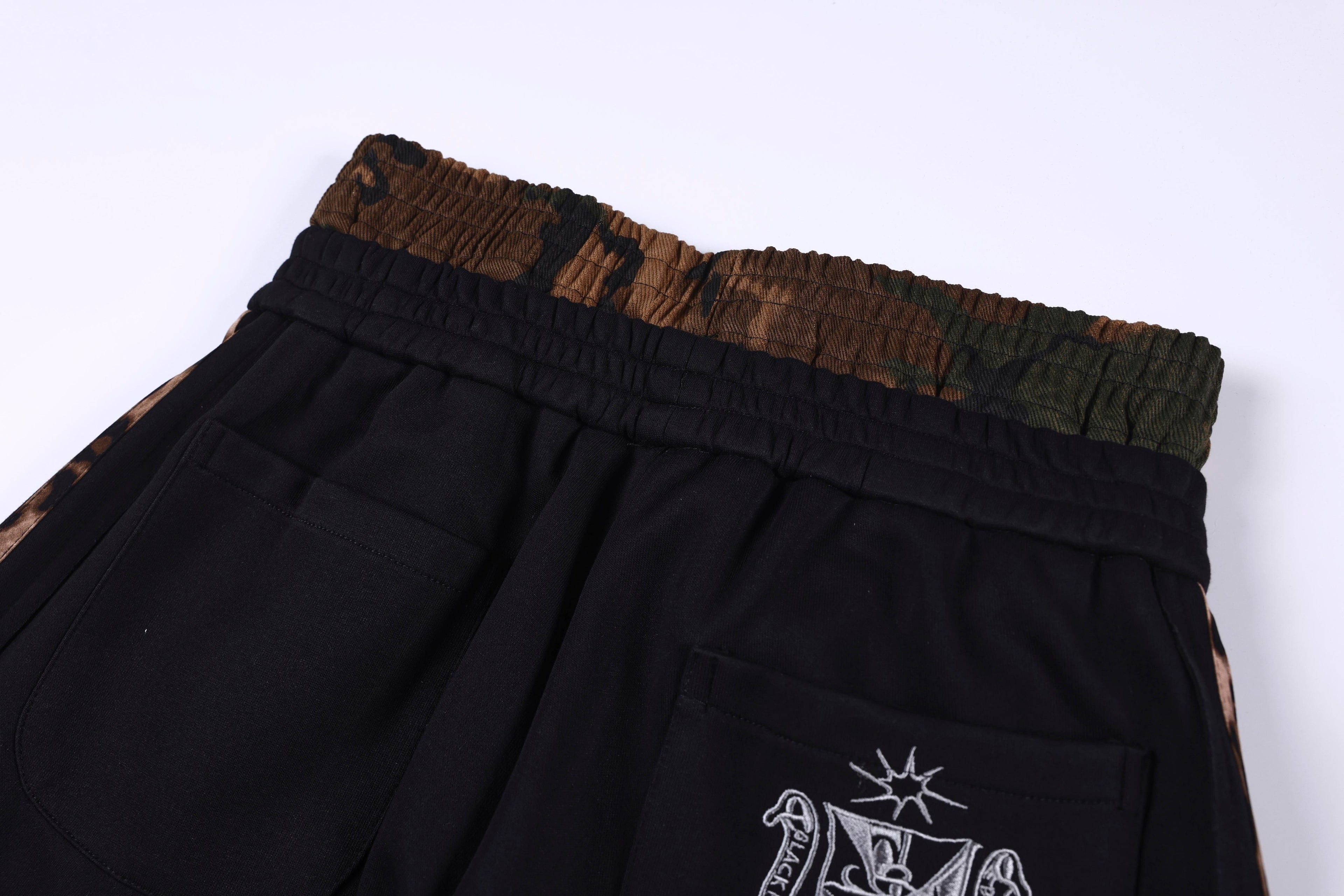 Omirad Leopard Trim Wide Shorts