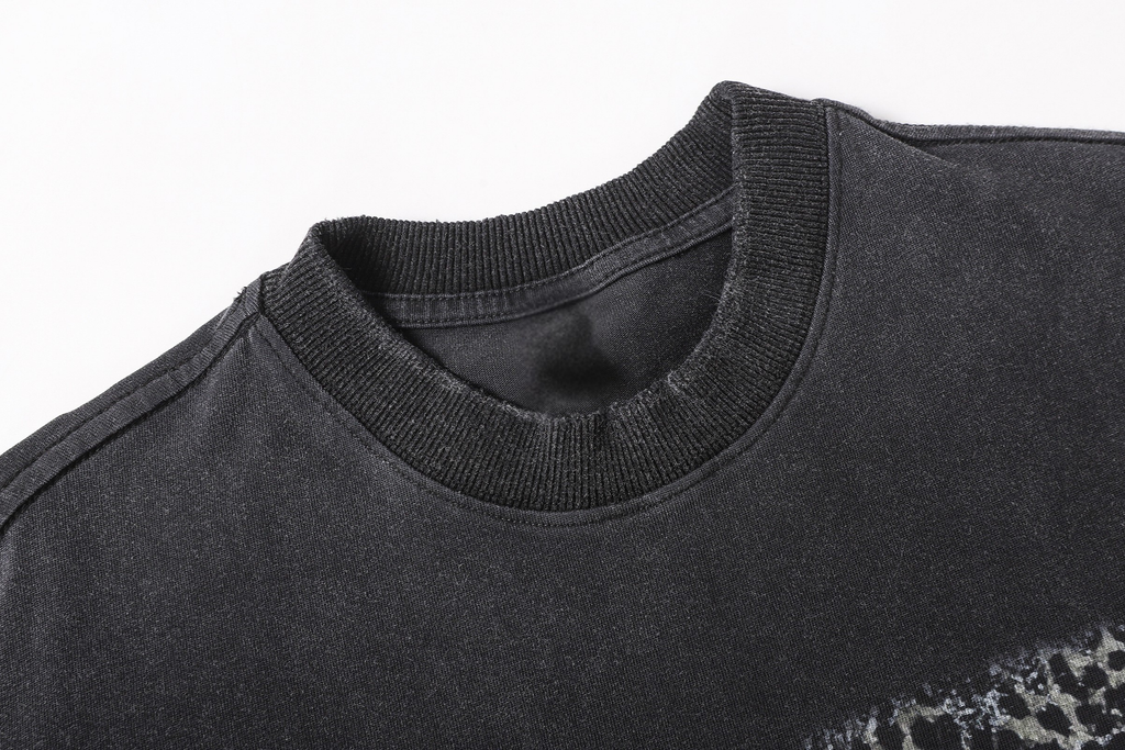 Omirad Layered Script Graphic Tee