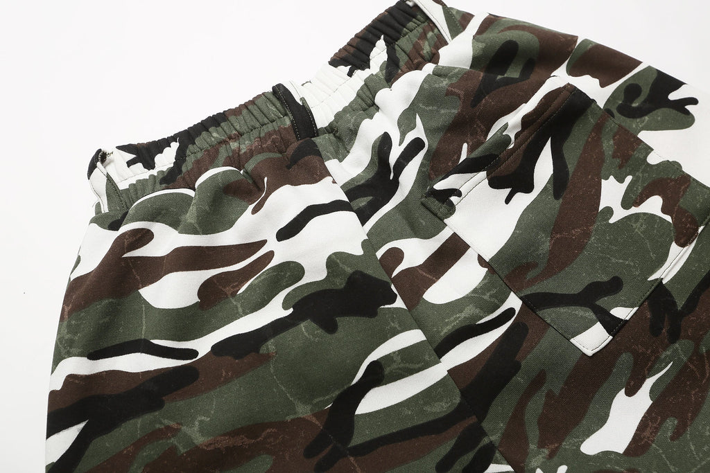 Omirad Camo Print Loose Shorts