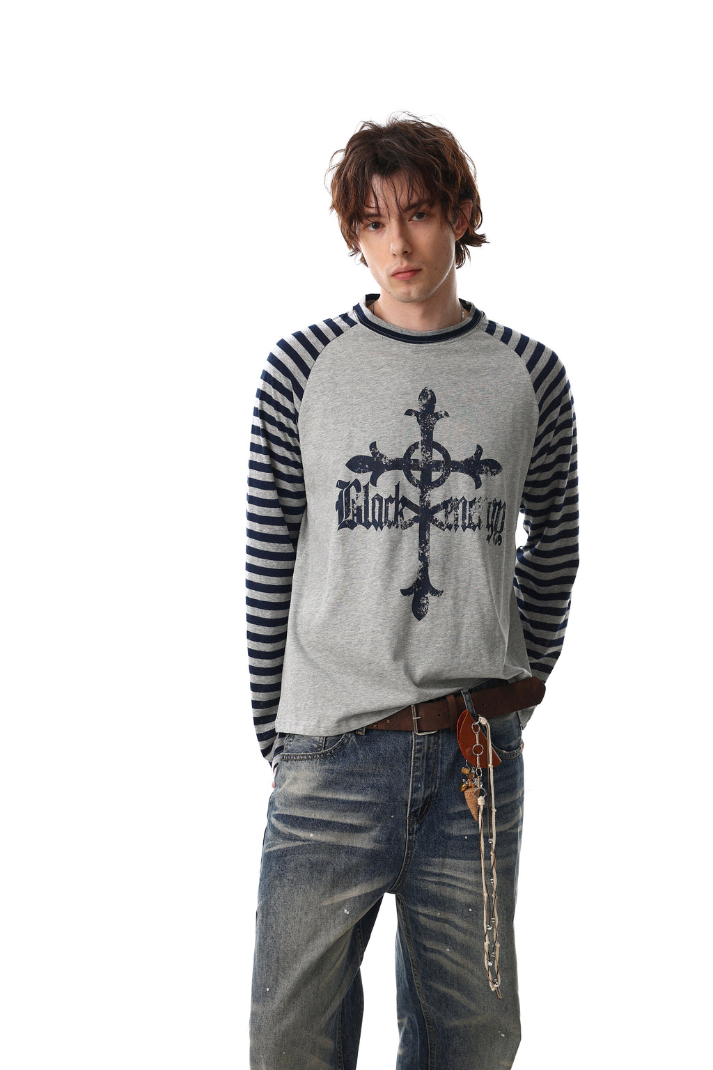 Omirad Cross Graphic Raglan Long Sleeve Tee