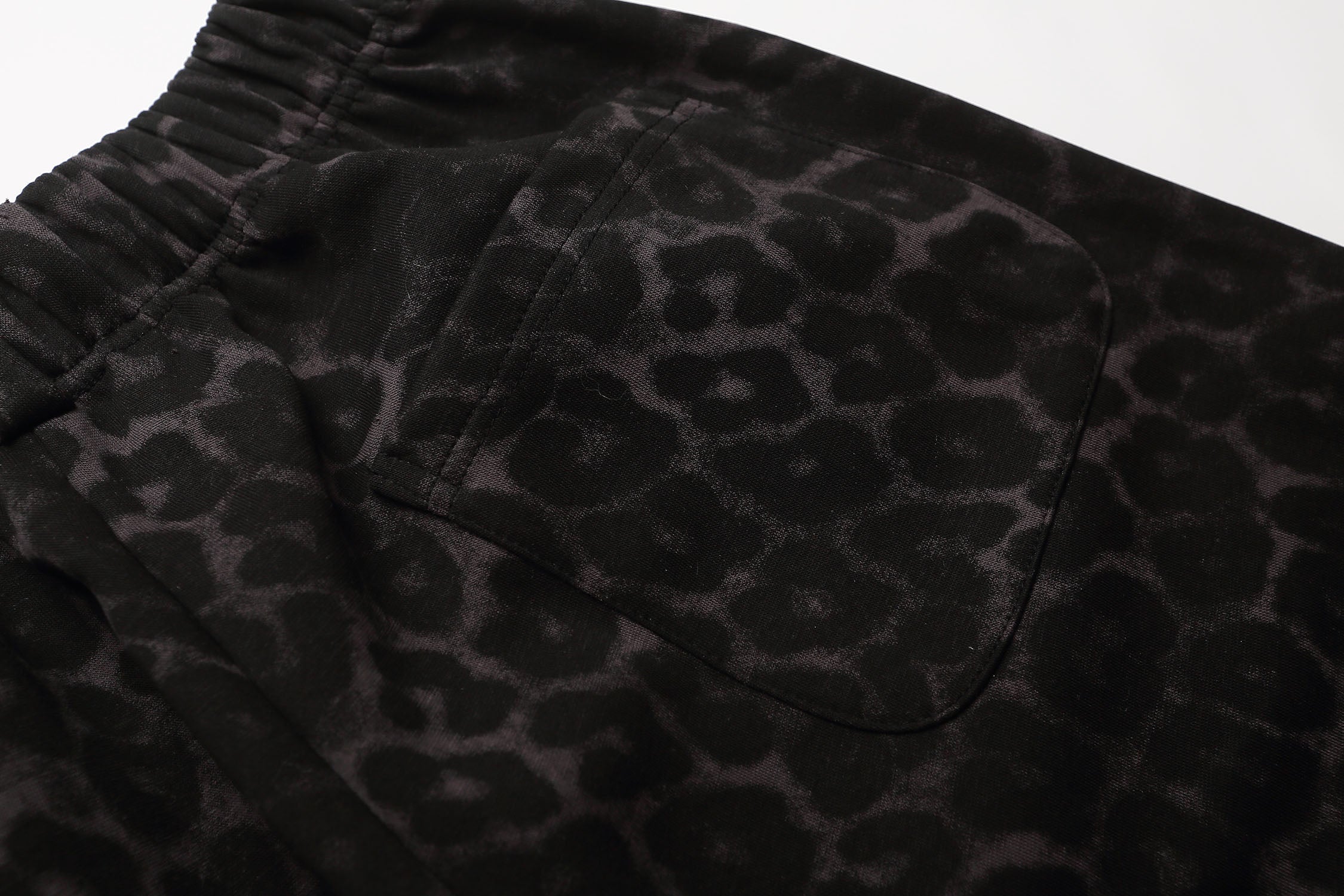 Omirad Leopard Print Loose Shorts